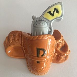 Salt and pepper shakers